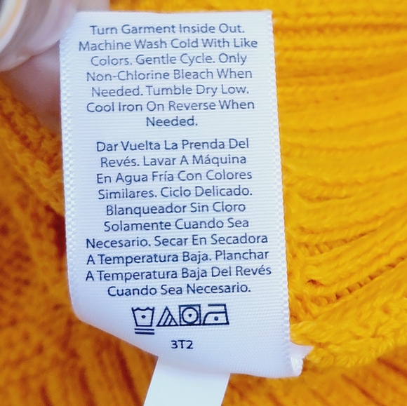 Chunky Knit Sweater - Picture 10 of 11